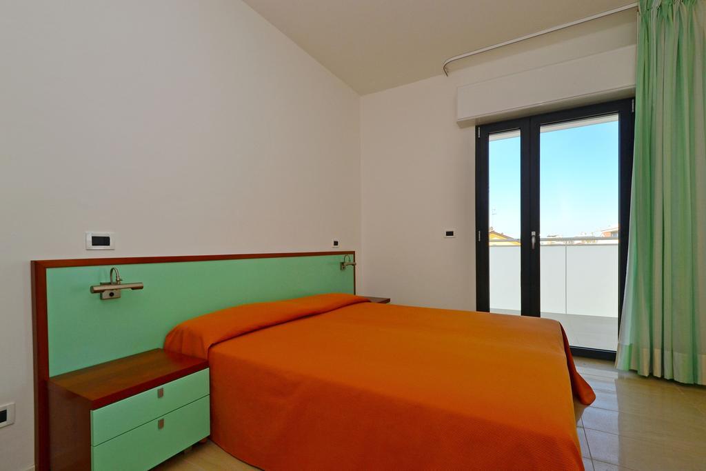 Residenza Verde Lignano Sabbiadoro Bilik gambar