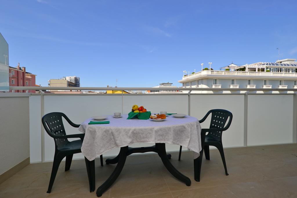Residenza Verde Lignano Sabbiadoro Bilik gambar